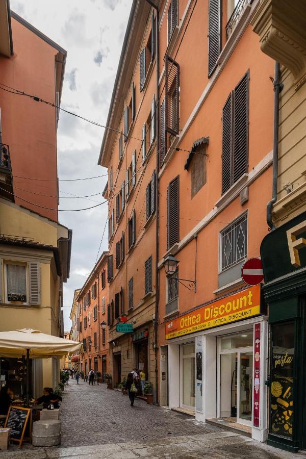 Torre Dell'Orologio Apartment By Wonderful Italy Bologna Buitenkant foto